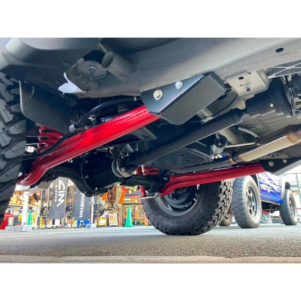 HIGH-BRIDE FIRST Angle Corrected Extra Heavy-duty Rear Trailing Arms for Jimny