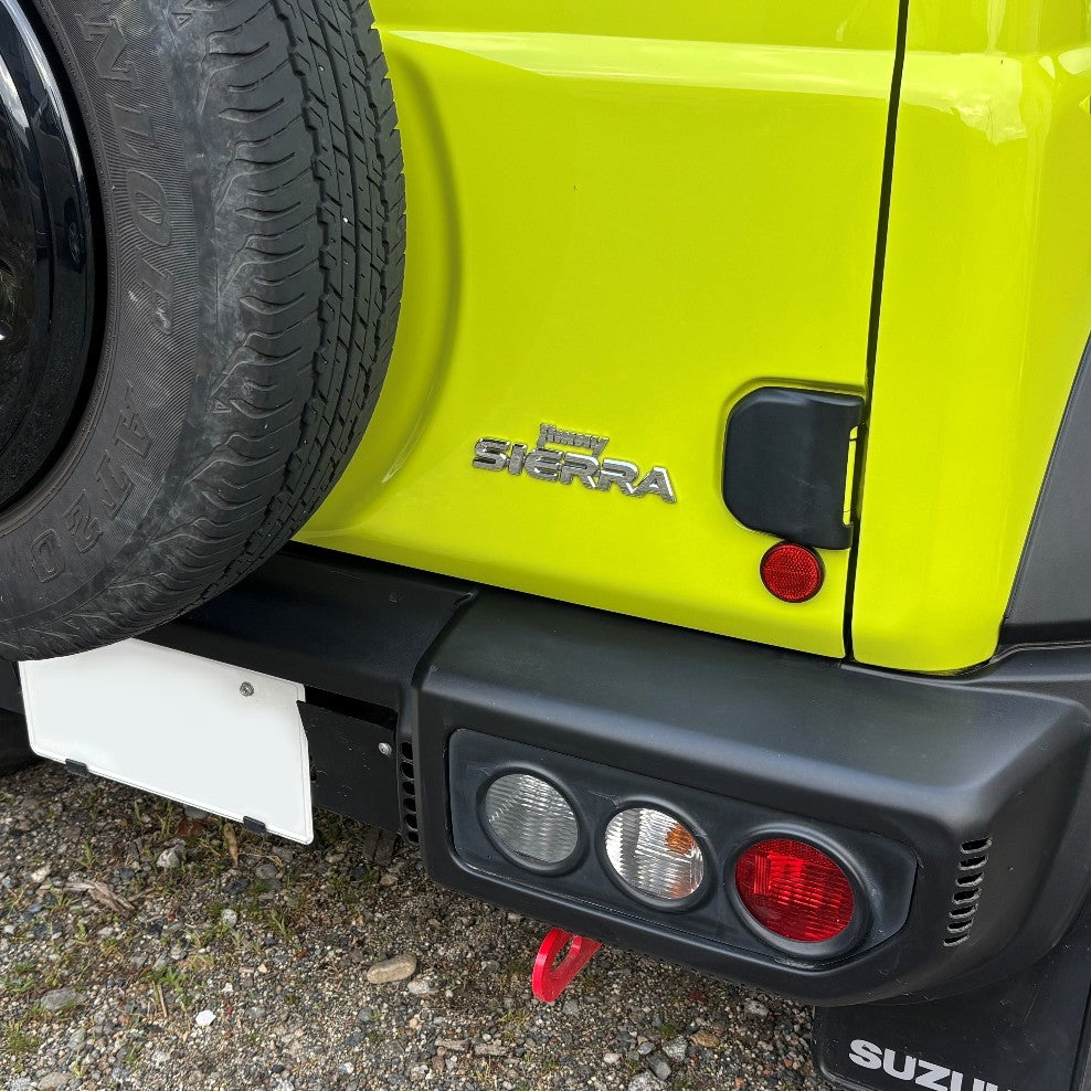 Jimny SIERRA Emblem 16x4cm