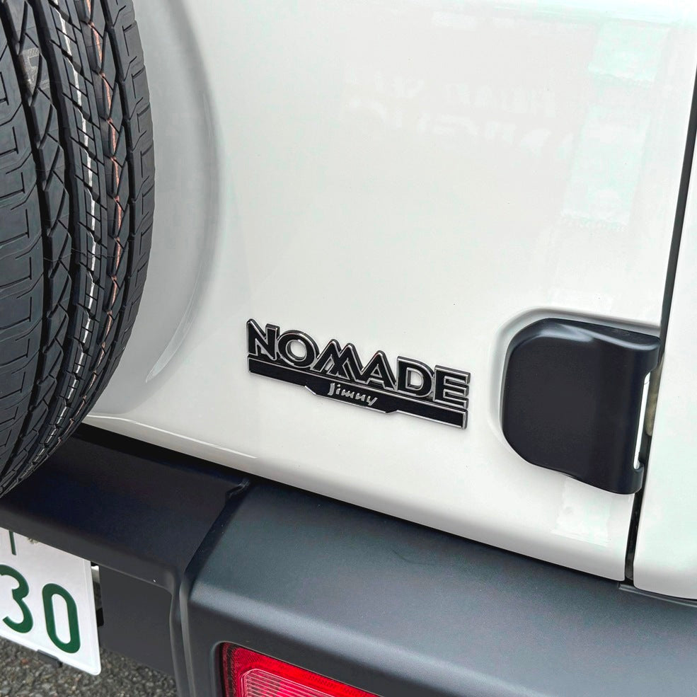 Jimny NOMADE Emblem 16x4cm