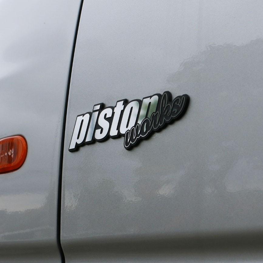 PISTON WORKS Emblem 14x5cm