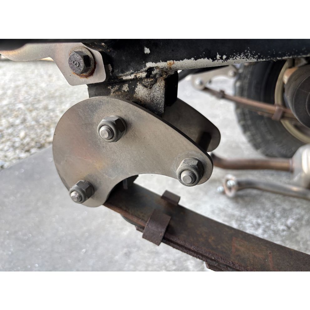 TANIGUCHI FINAL Shackles Jimny SJ413 SJ410 JA JB31 SAMURAI