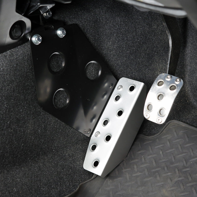 APIO Aluminum Footrest Jimny (2018-ON) MT RHD