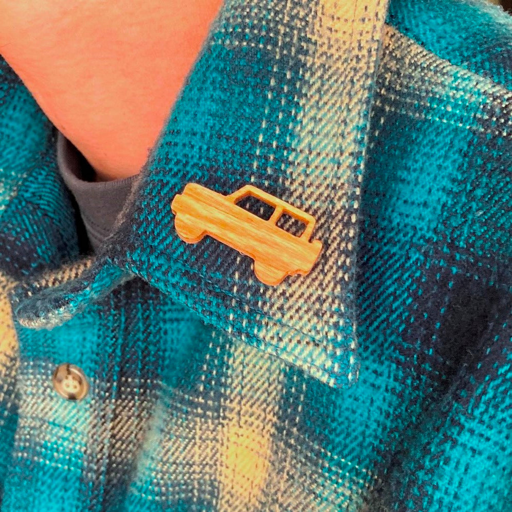 Handmade Jimny-shaped Wooden Lapel Pin