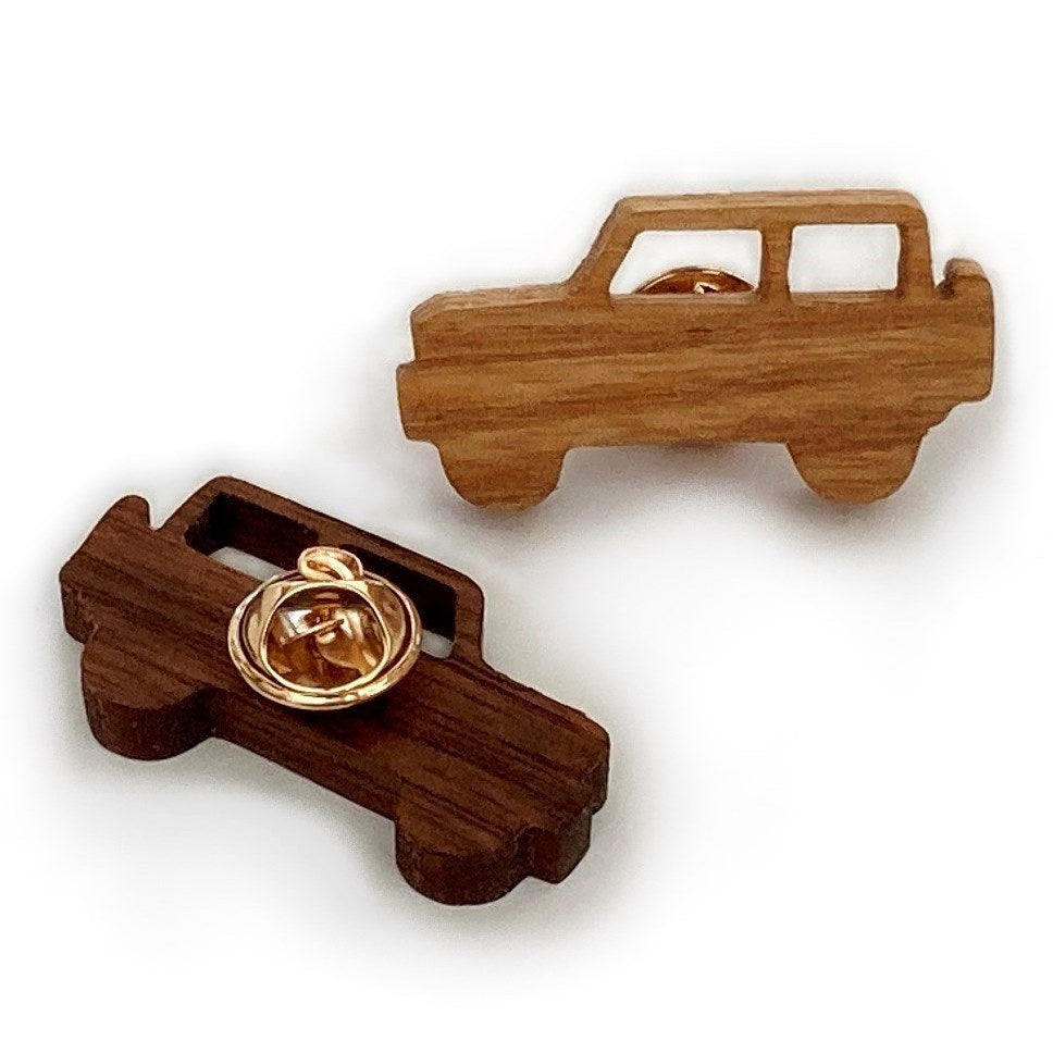 Handmade Jimny-shaped Wooden Lapel Pin